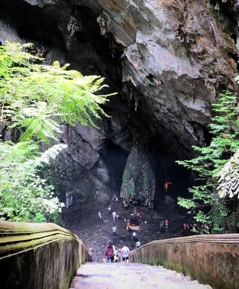 Động Hương T&iacute;ch, Nam Thi&ecirc;n đệ nhất động trứ danh 3