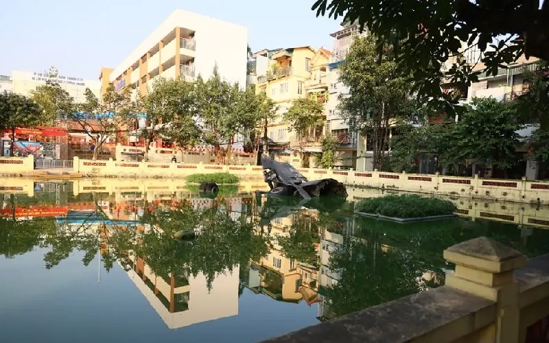 Hồ Hữu Tiệp: Di t&iacute;ch lịch sử B52 ki&ecirc;u h&atilde;nh giữa l&ograve;ng H&agrave; Nội 8