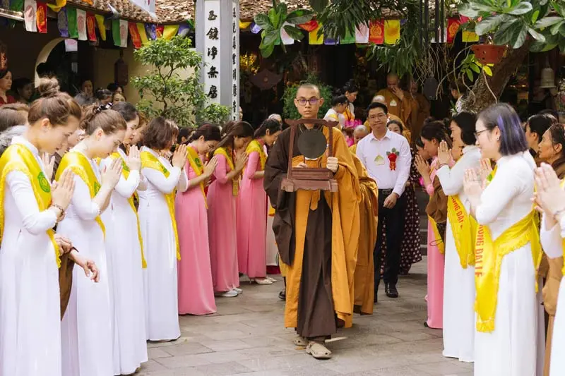 Kh&aacute;m ph&aacute; Ch&ugrave;a Vạn Ni&ecirc;n, di sản linh thi&ecirc;ng của H&agrave; th&agrave;nh 11