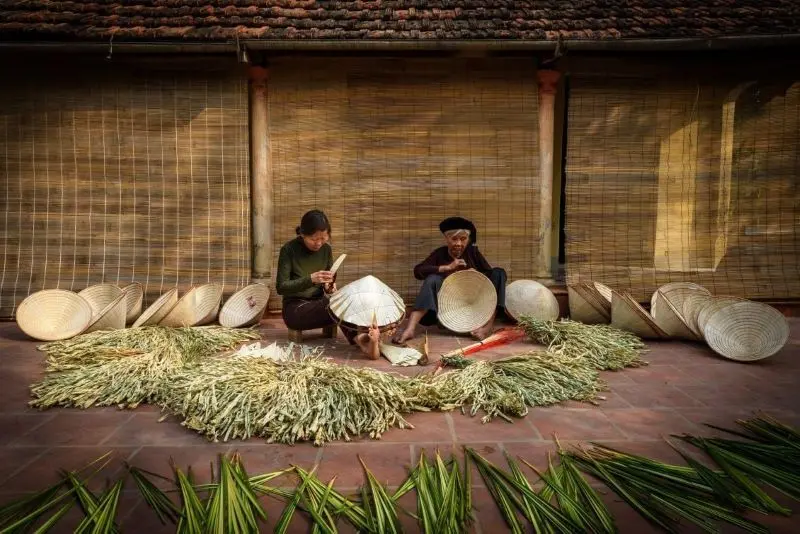 Kh&aacute;m ph&aacute; l&agrave;ng n&oacute;n Chu&ocirc;ng mang đậm hồn Việt giữa l&ograve;ng thủ đ&ocirc; 2