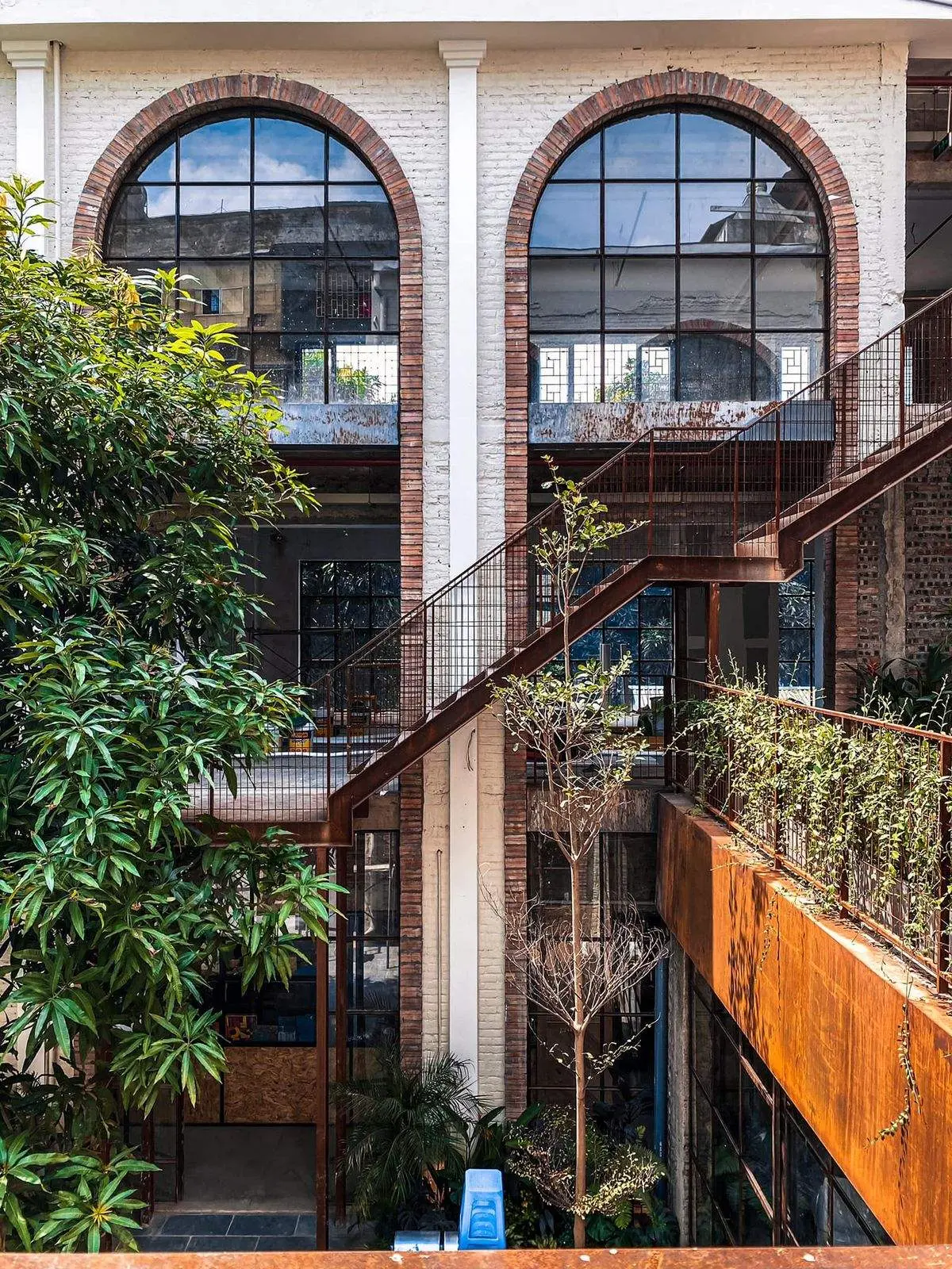 Kh&aacute;m ph&aacute; tổ hợp giải tr&iacute; COMPLEX 01 g&acirc;y sốt giới trẻ H&agrave; Th&agrave;nh 7