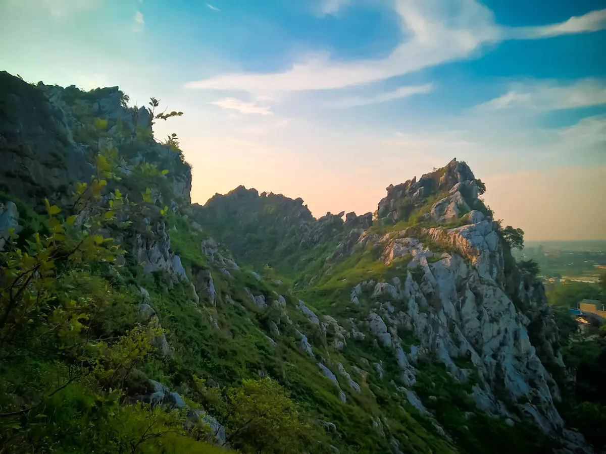 Kinh nghiệm tham quan núi Trầm Chương Mỹ 'sát nách' Hà Nội 7