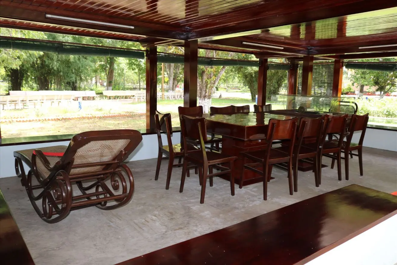 Nh&agrave; s&agrave;n B&aacute;c Hồ - Nơi lưu giữ những kỷ niệm 4