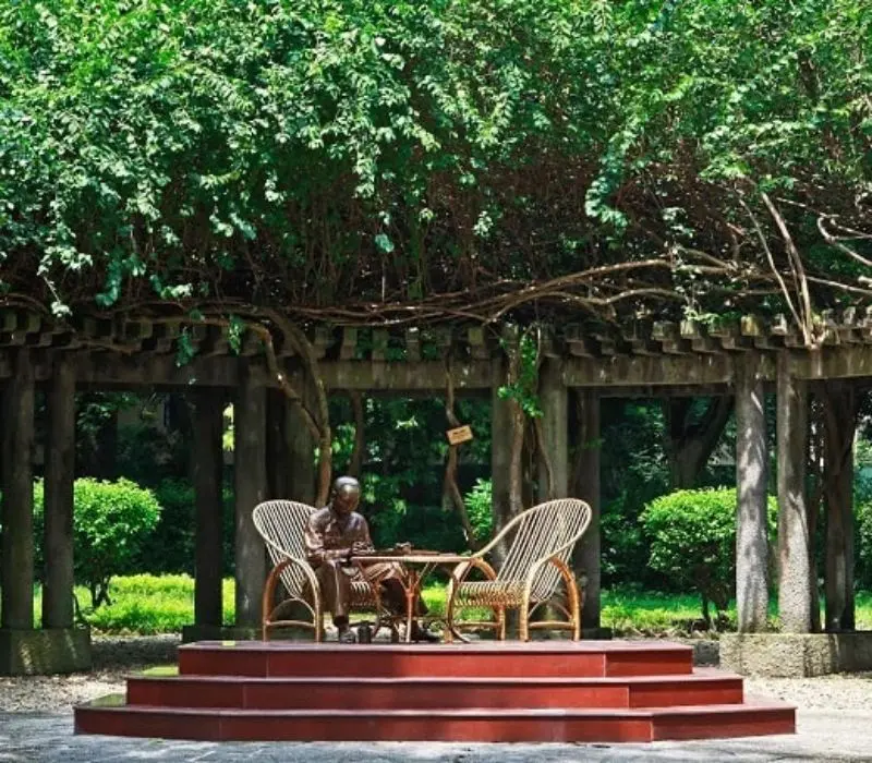 Phủ Chủ Tịch: Biểu tượng lịch sử v&agrave; văn h&oacute;a đặc biệt tại H&agrave; Nội 7