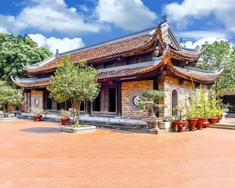 Tham quan ch&ugrave;a Kim Li&ecirc;n cổ k&iacute;nh, uy nghi giữa l&ograve;ng H&agrave; Nội 6
