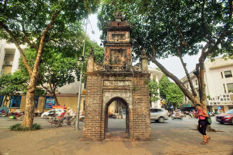 Th&aacute;p H&ograve;a Phong, dấu t&iacute;ch lịch sử trăm năm c&ograve;n m&atilde;i c&ugrave;ng thủ đ&ocirc; 5