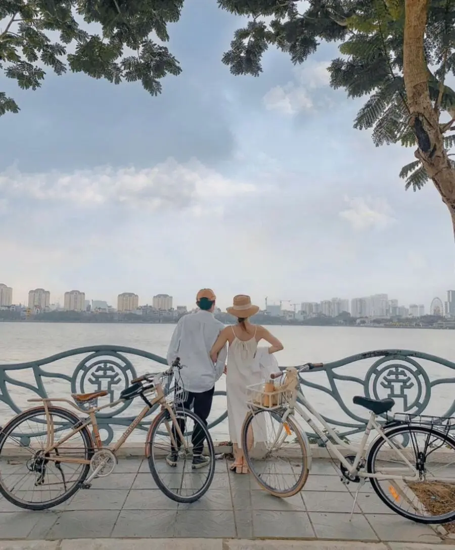 Trải nghiệm Đạp xe ngắm cảnh hồ T&acirc;y cực chill tại H&agrave; Nội 6