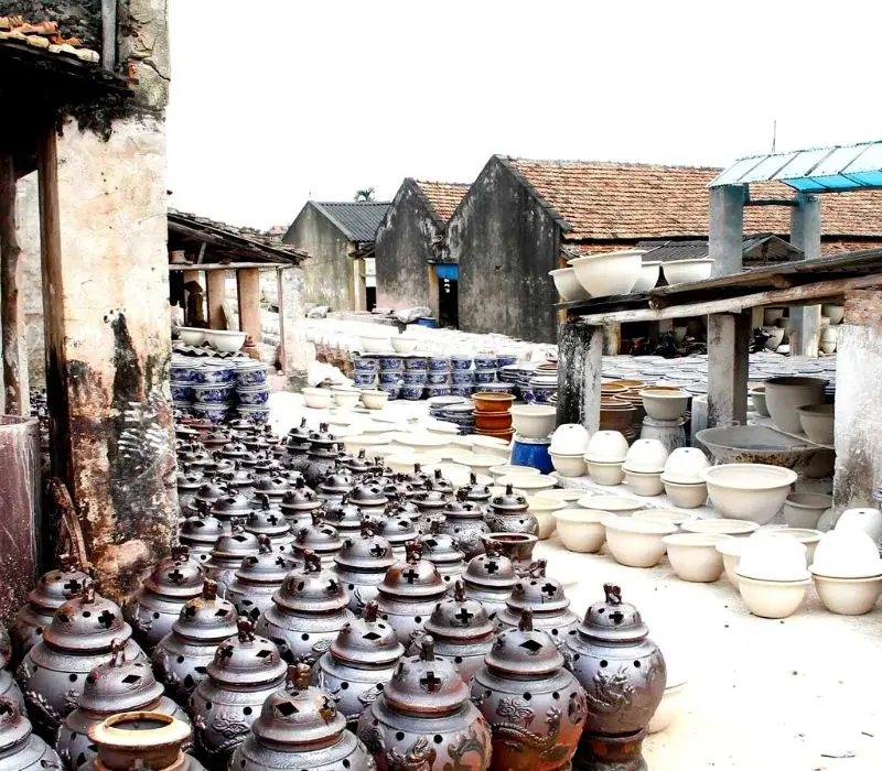 Khám phá Chợ gốm Bát Tràng, tinh hoa nghệ thuật và văn hóa