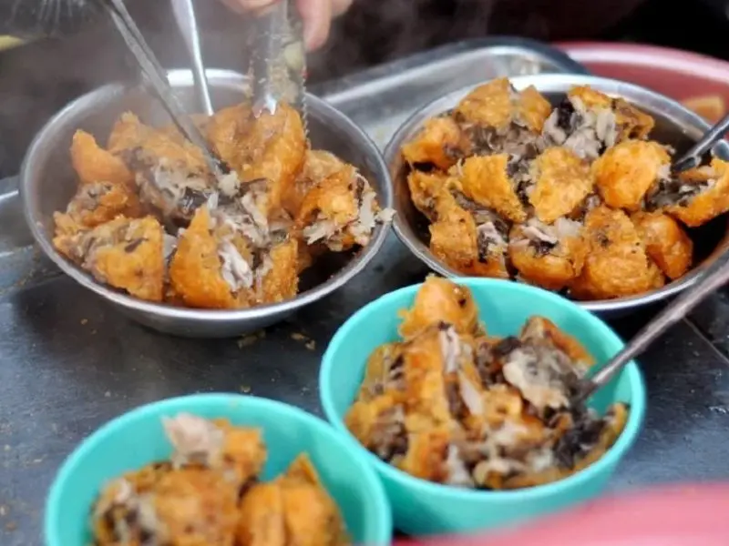 Bánh rán mặn Hà Nội, món ngon bình dị níu chân bao người