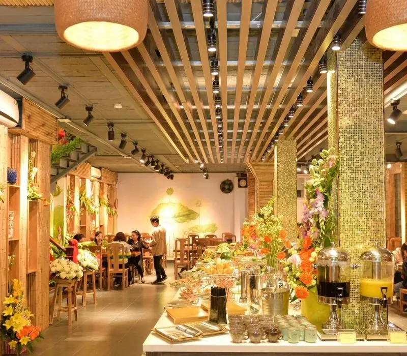 Buffet Chay Hương Thiền Hà Nội mang hương vị thanh đạm tròn đầy