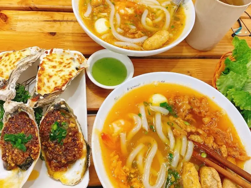 13 quán ăn trưa Hà Nội: Từ nhà hàng sang trọng đến bình dân 9