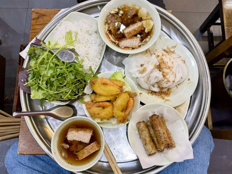 13 quán ăn trưa Hà Nội: Từ nhà hàng sang trọng đến bình dân 8