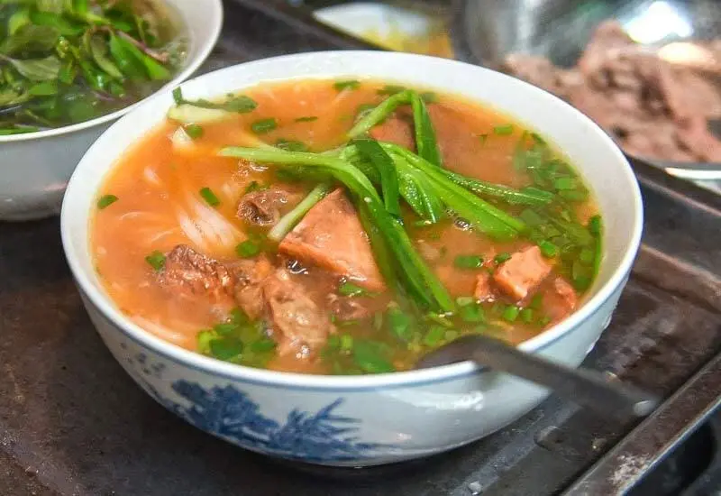 22 điểm ăn đ&ecirc;m H&agrave; Nội với những qu&aacute;n ngon kh&oacute; cưỡng 7