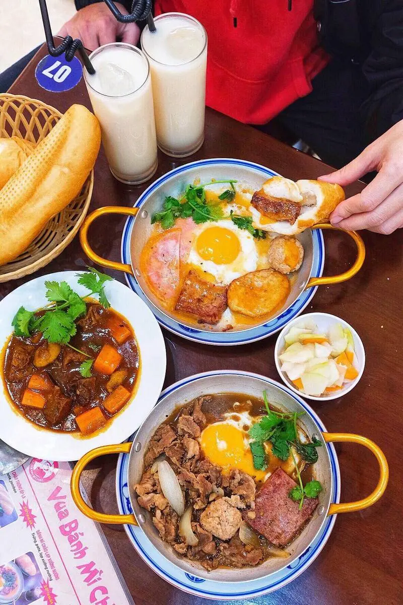 7 tiệm b&aacute;nh m&igrave; sốt vang trứ danh thủ đ&ocirc; bạn n&ecirc;n thử ngay 10