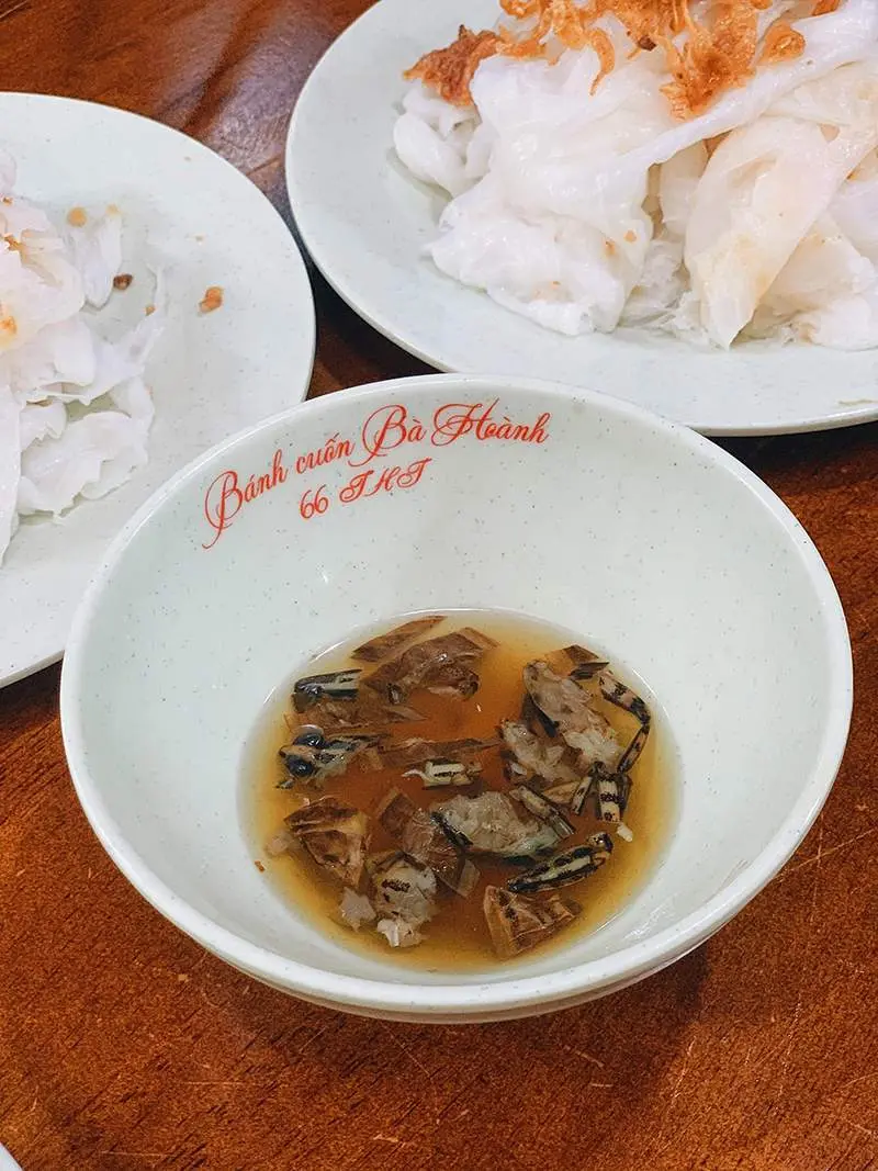 B&aacute;nh cuốn B&agrave; Ho&agrave;nh, h&agrave;ng ăn ng&oacute;t ngh&eacute;t trăm năm tuổi giữa l&ograve;ng thủ đ&ocirc; 10