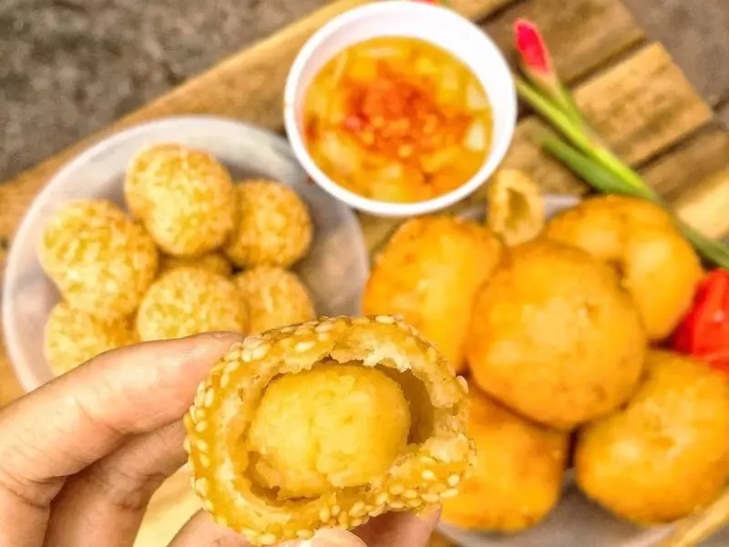 B&aacute;nh r&aacute;n mặn H&agrave; Nội, m&oacute;n ngon b&igrave;nh dị n&iacute;u ch&acirc;n bao người 9