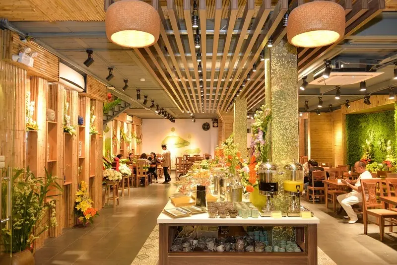 Buffet Chay Hương Thiền H&agrave; Nội mang hương vị thanh đạm tr&ograve;n đầy 2