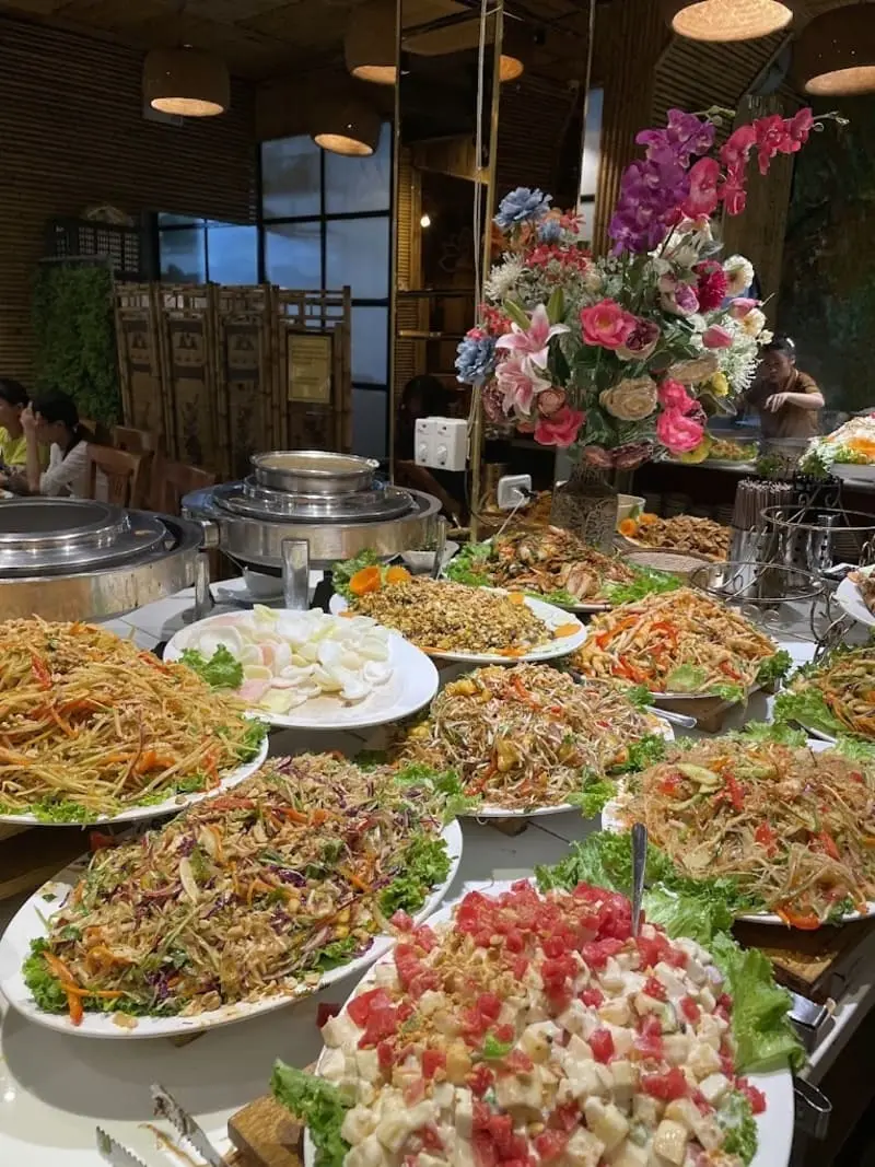 Buffet Chay Hương Thiền H&agrave; Nội mang hương vị thanh đạm tr&ograve;n đầy 7