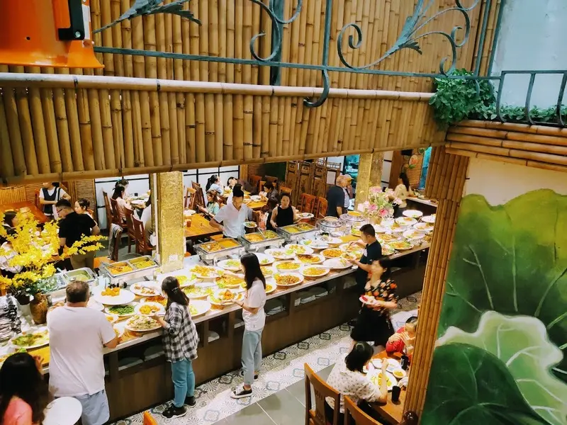 Buffet Chay Hương Thiền H&agrave; Nội mang hương vị thanh đạm tr&ograve;n đầy 4