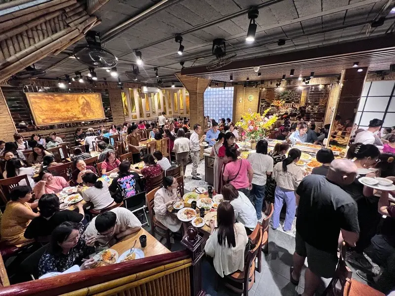 Buffet Chay Hương Thiền H&agrave; Nội mang hương vị thanh đạm tr&ograve;n đầy 10