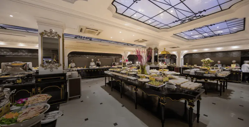 Buffet Sen T&acirc;y Hồ: Biểu tượng ẩm thực b&ecirc;n bờ Hồ T&acirc;y H&agrave; Nội 5