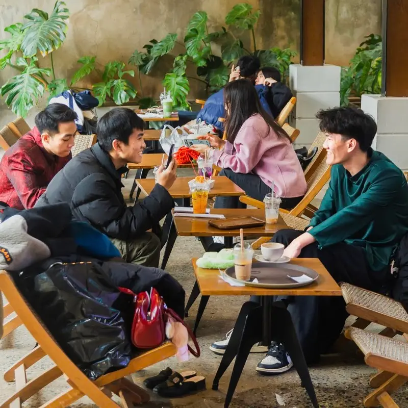 Cafe Hầm Tr&uacute; Ẩn g&oacute;c b&igrave;nh y&ecirc;n n&eacute;p m&igrave;nh giữa l&ograve;ng H&agrave; Nội 7