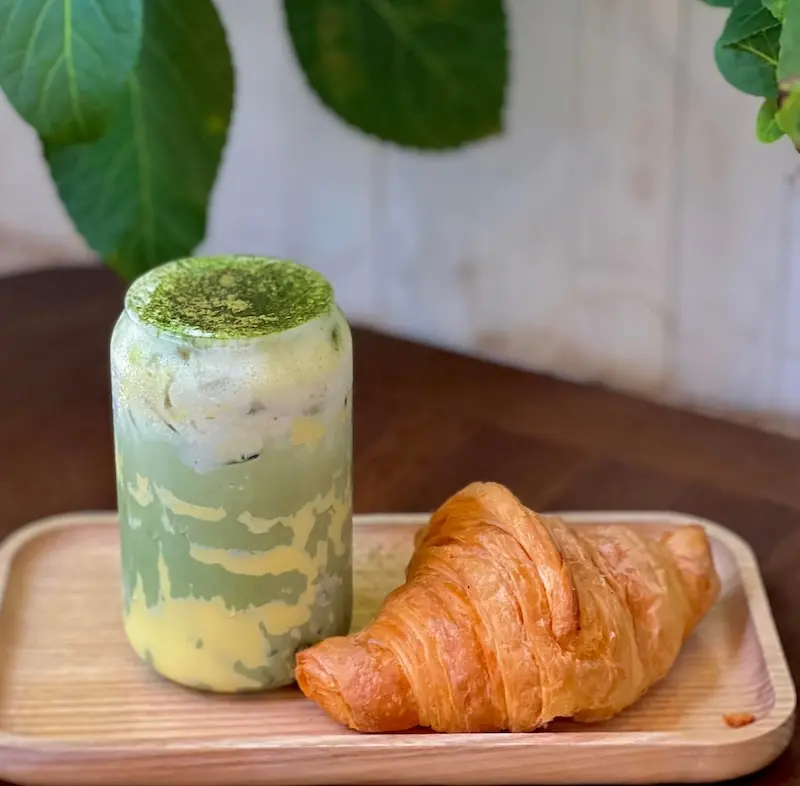 Cheka Cafe: Thi&ecirc;n đường check-in Noel l&atilde;ng mạn tại H&agrave; Nội 10