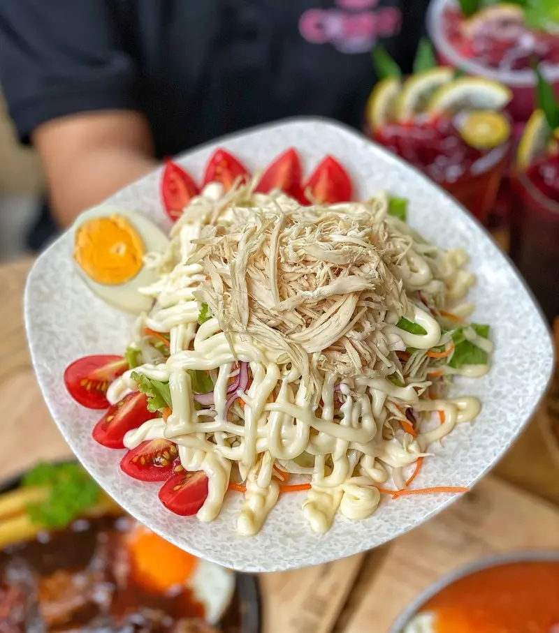 Cột Điện Qu&aacute;n: B&aacute;nh m&igrave; chảo khuynh đảo thế giới ẩm thực H&agrave; Nội 8