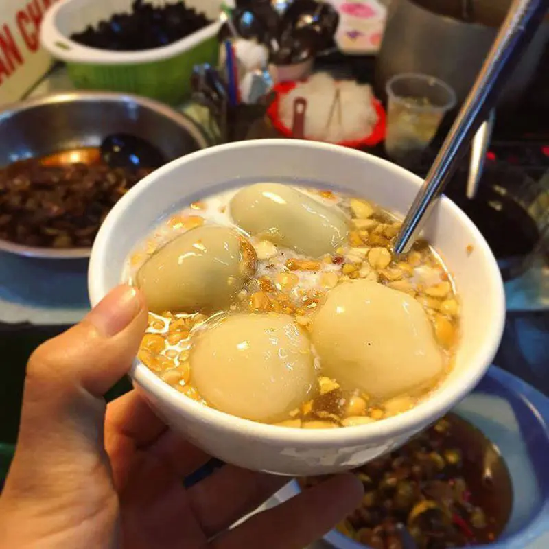 Điểm danh những quán chè nóng Hà Nội ngon nức tiếng 8