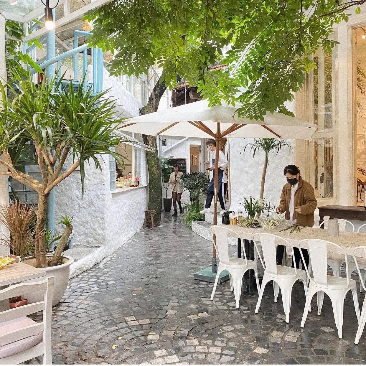 Điểm mặt những quán cafe đẹp Hà Nội với nhiều không gian tuyệt vời 26