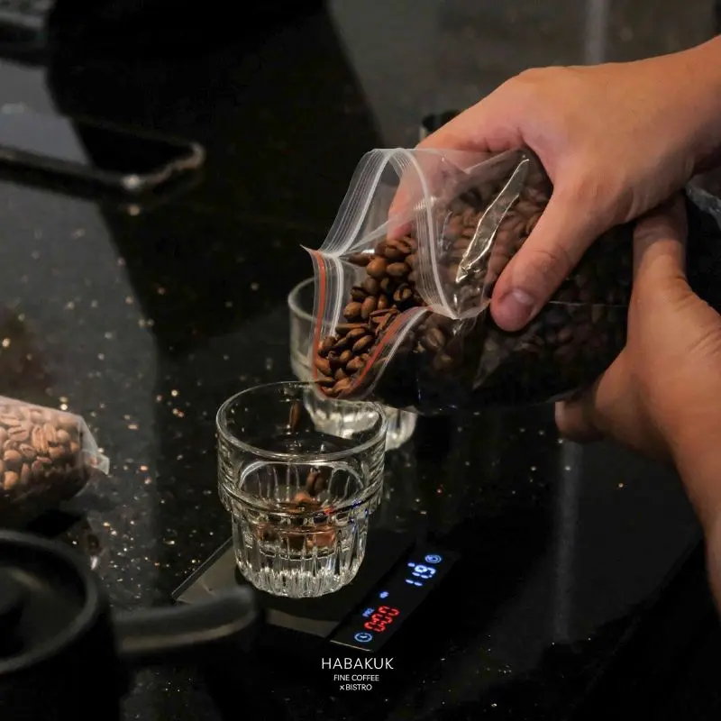 Habakuk, coffee shop v&agrave; fine bistro được Michelin đề cử 8