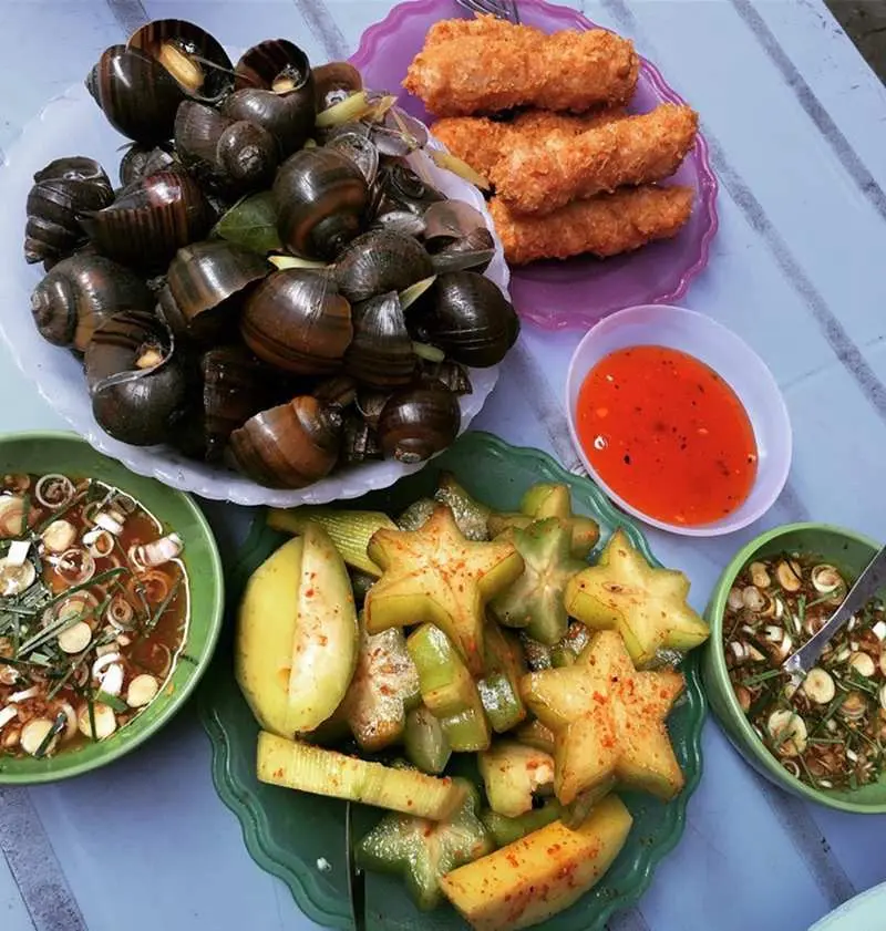 Khám phá chợ Nghĩa Tân với hàng loạt món ngon hấp dẫn 6