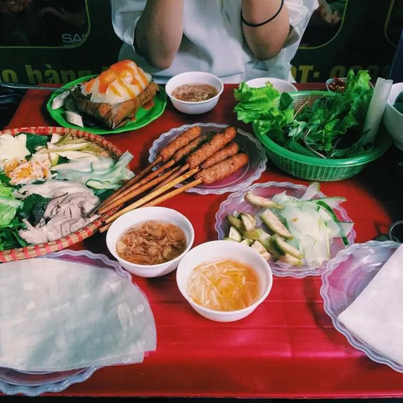 Khám phá chợ Nghĩa Tân với hàng loạt món ngon hấp dẫn 10