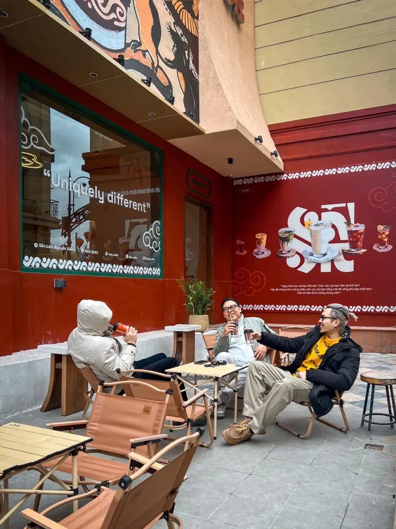 Kh&aacute;m ph&aacute; văn h&oacute;a tại Sắn.cafe c&ugrave;ng kh&ocirc;ng gian đậm chất Đ&ocirc;ng Hồ 12