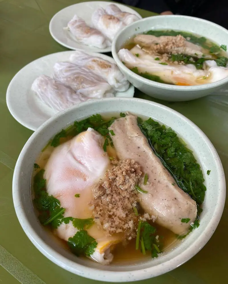 M&aacute;ch bạn 8 qu&aacute;n b&aacute;nh cuốn ngon H&agrave; Nội hương vị tuyệt hảo 7