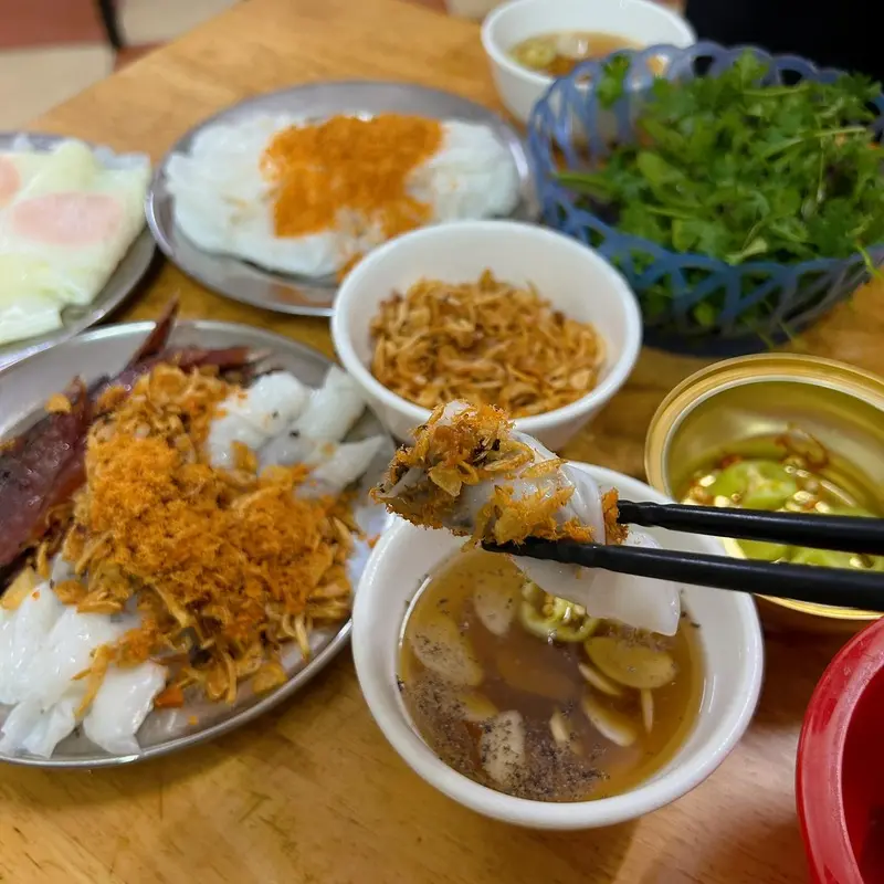 M&aacute;ch bạn 8 qu&aacute;n b&aacute;nh cuốn ngon H&agrave; Nội hương vị tuyệt hảo 2
