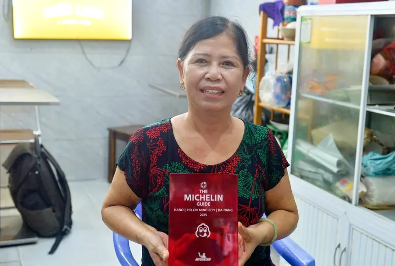 Miến Lươn Ch&acirc;n Cầm H&agrave; Nội: Hơi ấm phố cổ trong từng sợi miến 4