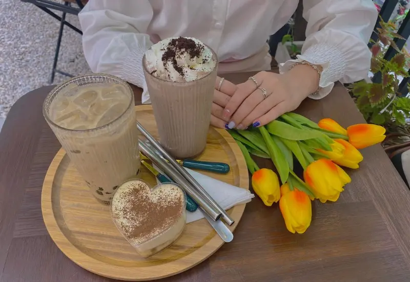 Miffy Coffee: Thi&ecirc;n đường &ldquo;sống ảo&rdquo; đẹp m&ecirc; ly tại H&agrave; Nội 10