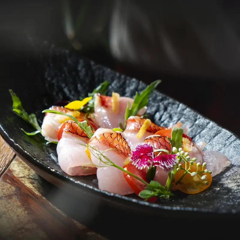 Mizumi Westlake kh&ocirc;ng gian của ẩm thực Nhật Bản nh&igrave;n ra Hồ T&acirc;y 10