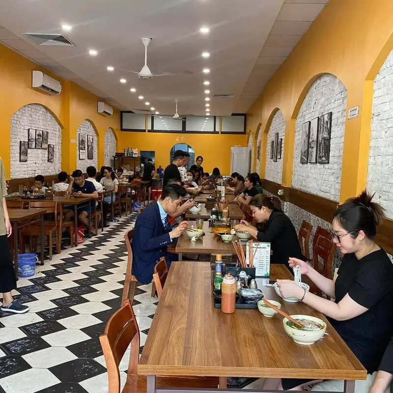 Qu&aacute;n Thanh B&eacute;o Phở B&ograve; ho&agrave;i niệm với m&oacute;n phở cơm nguội 7