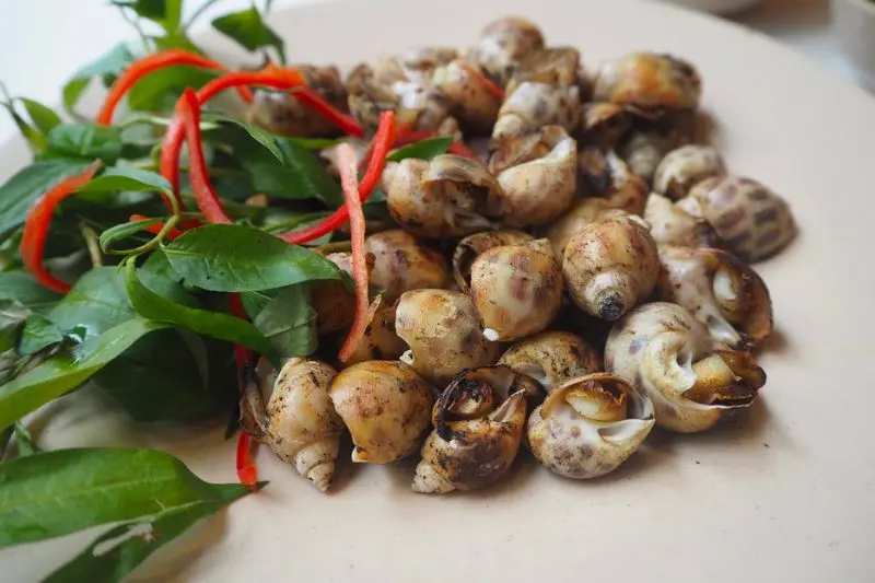 Review Hẻm Qu&aacute;n: Nơi mang ẩm thực S&agrave;i G&ograve;n đến thủ đ&ocirc; H&agrave; Nội 6
