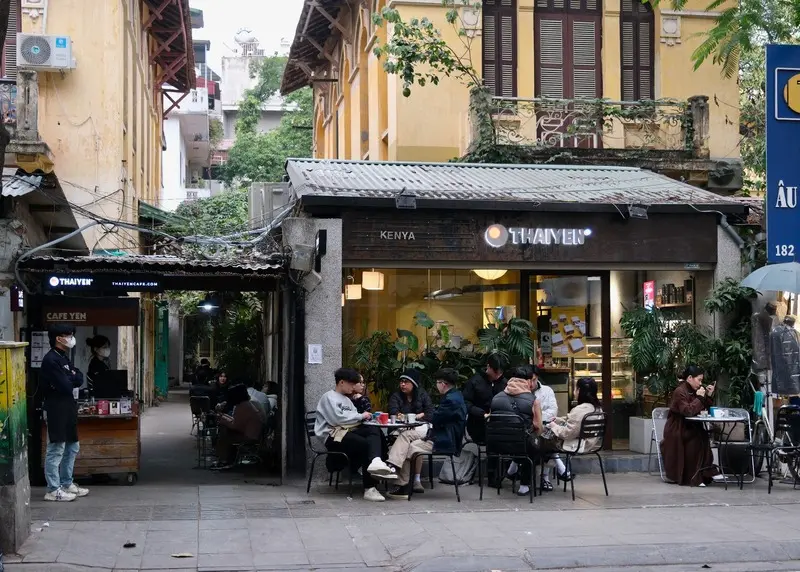 THAIYEN Cafe Qu&aacute;n Th&aacute;nh (Th&aacute;i Y&ecirc;n): Tiệm c&agrave; ph&ecirc; vibe trong trẻo giữa H&agrave; th&agrave;nh 10
