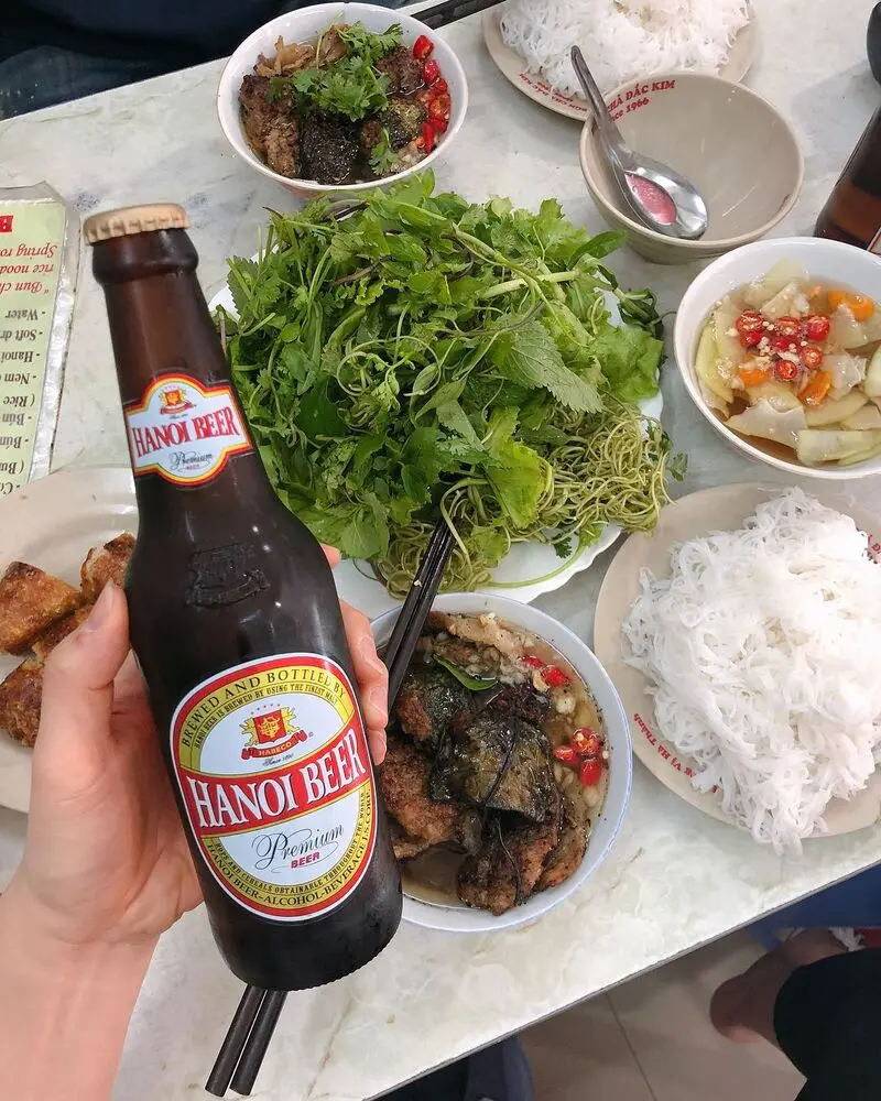 Thưởng thức B&uacute;n Chả Đắc Kim g&oacute;i trọn tinh hoa ẩm thực H&agrave; Nội 4