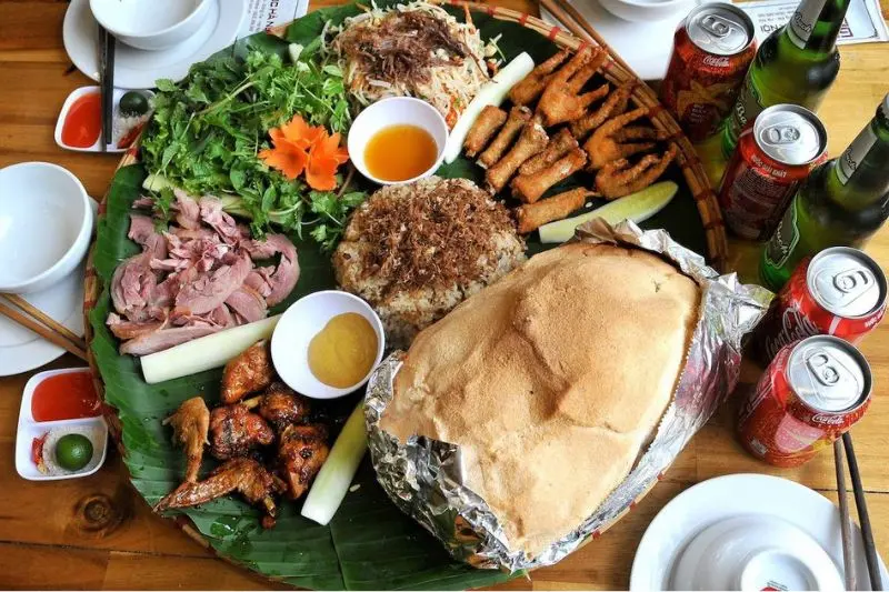 Thưởng thức mẹt g&agrave; H&agrave; Nội với top 8 địa chỉ chinh phục mọi thực kh&aacute;ch 7