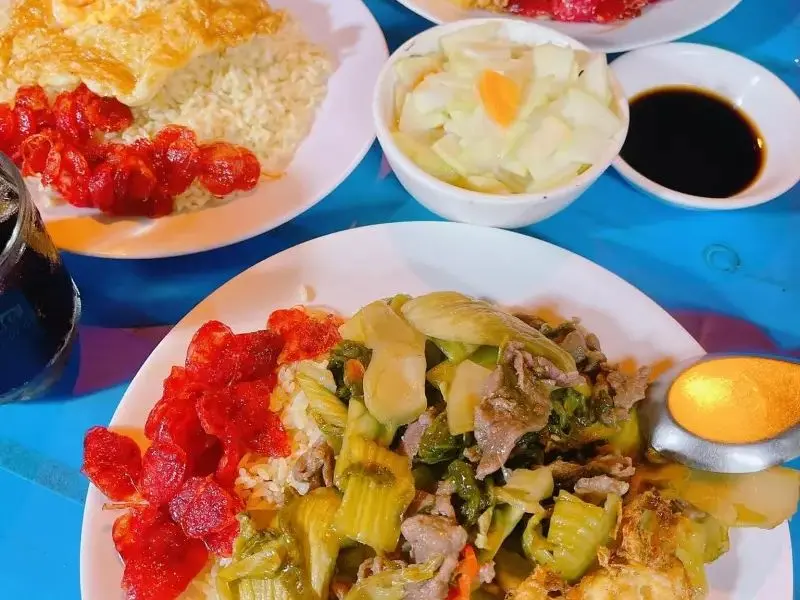 Top 10 qu&aacute;n cơm rang dưa b&ograve; thơm ngon, hương vị đậm chất phố cổ 11