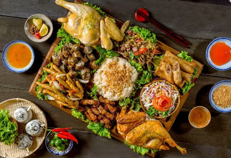 Top 10 qu&aacute;n g&agrave; mẹt nức tiếng Thủ đ&ocirc; H&agrave; Nội 6
