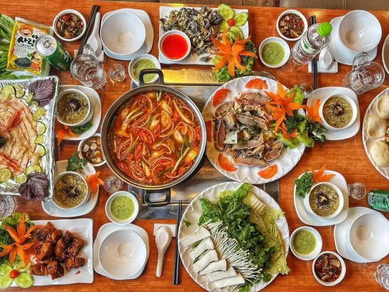 Top 10 qu&aacute;n lẩu ri&ecirc;u cua bắp b&ograve; H&agrave; Nội ngon nhất, ăn l&agrave; ghiền 7