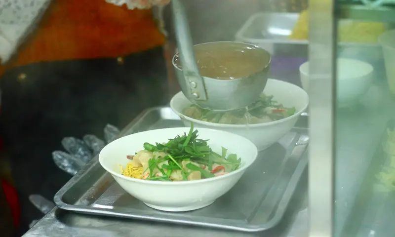 Top 11 qu&aacute;n m&igrave; vằn thắn H&agrave; Nội đậm đ&agrave; hương vị thơm lừng g&oacute;c phố 5