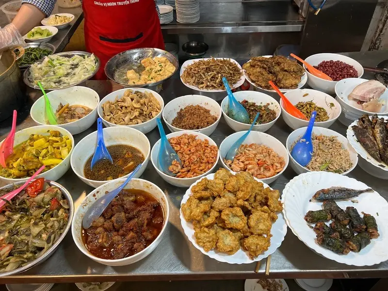Top 12 quán cơm ngon Hà Nội được yêu thích nhất 4