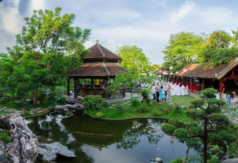Top 13 qu&aacute;n ăn mở xuy&ecirc;n Tết 2026 tại H&agrave; Nội si&ecirc;u chất lượng 6